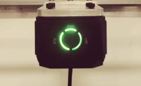 AI賦能鋰電信息采集！?？禉C(jī)器人助您“躺贏”工業(yè)讀碼新賽道